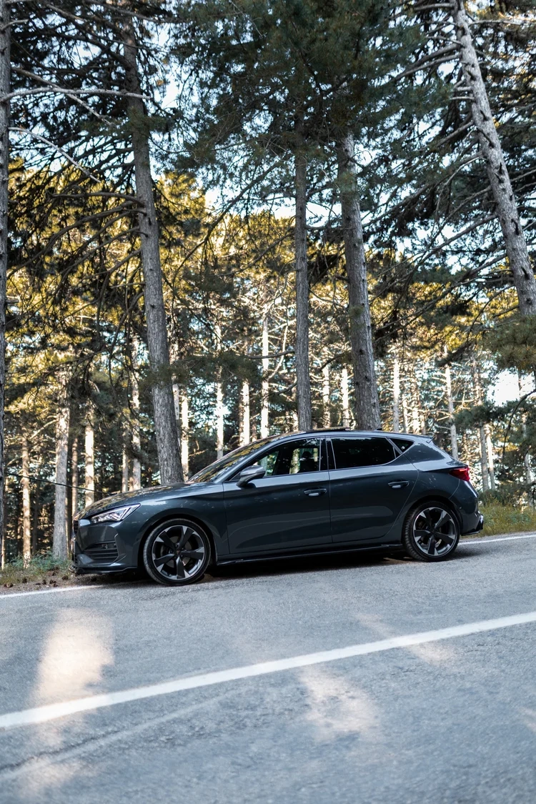 Cupra Leon MK1 (2020-2024) Marşpiyel Eki - Görsel 2